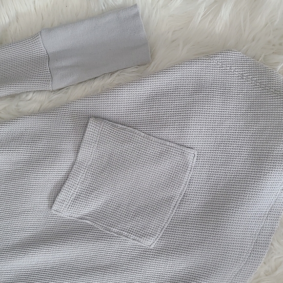 Style & Co Petite Cardigan Sweater.  Size PS.  Light Gray - Picture 5 of 9